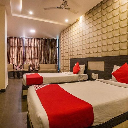 Super Collection O Indian Suites Near Sitara Restaurant Bangalore Luaran gambar