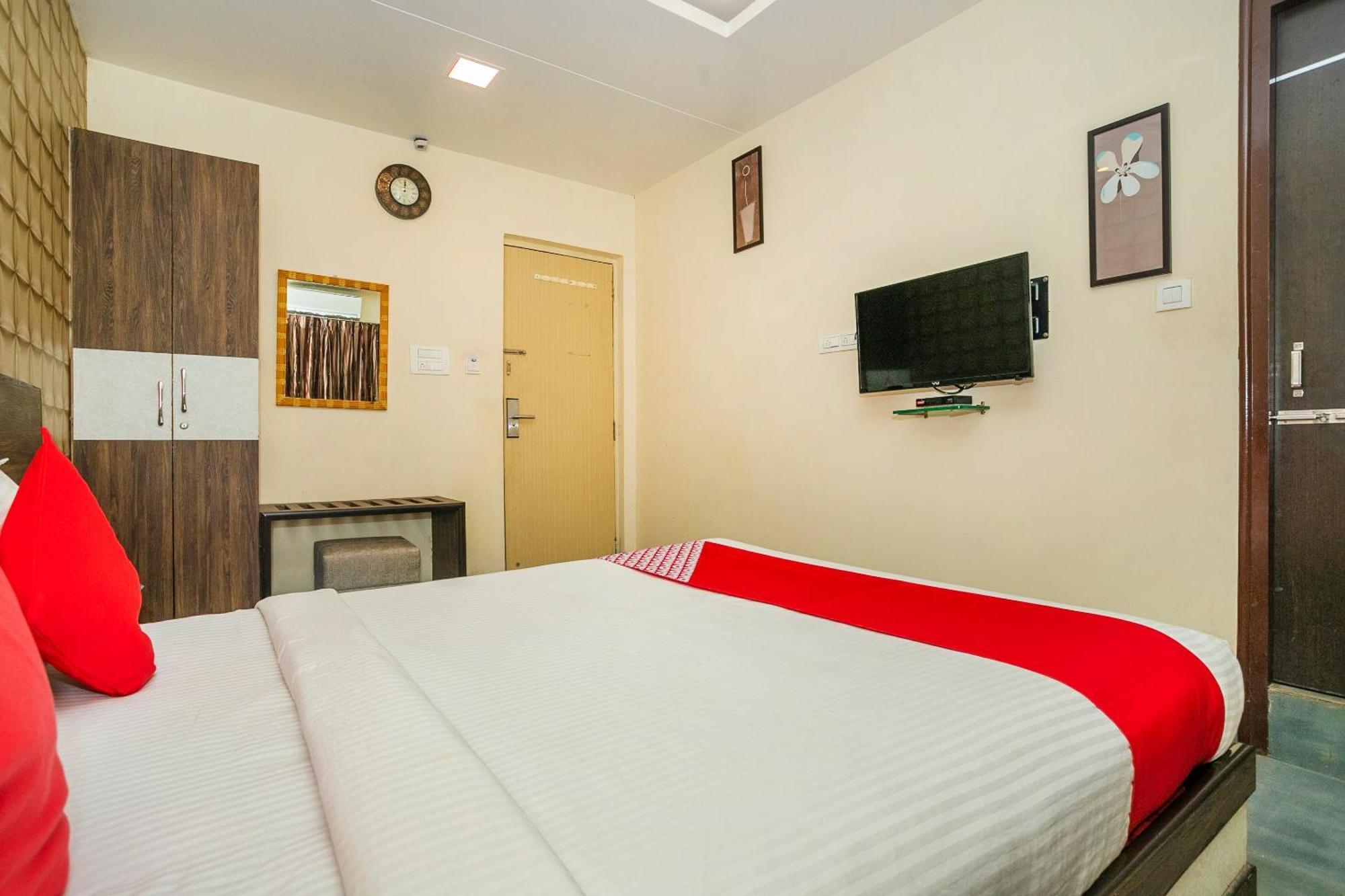 Super Collection O Indian Suites Near Sitara Restaurant Bangalore Luaran gambar