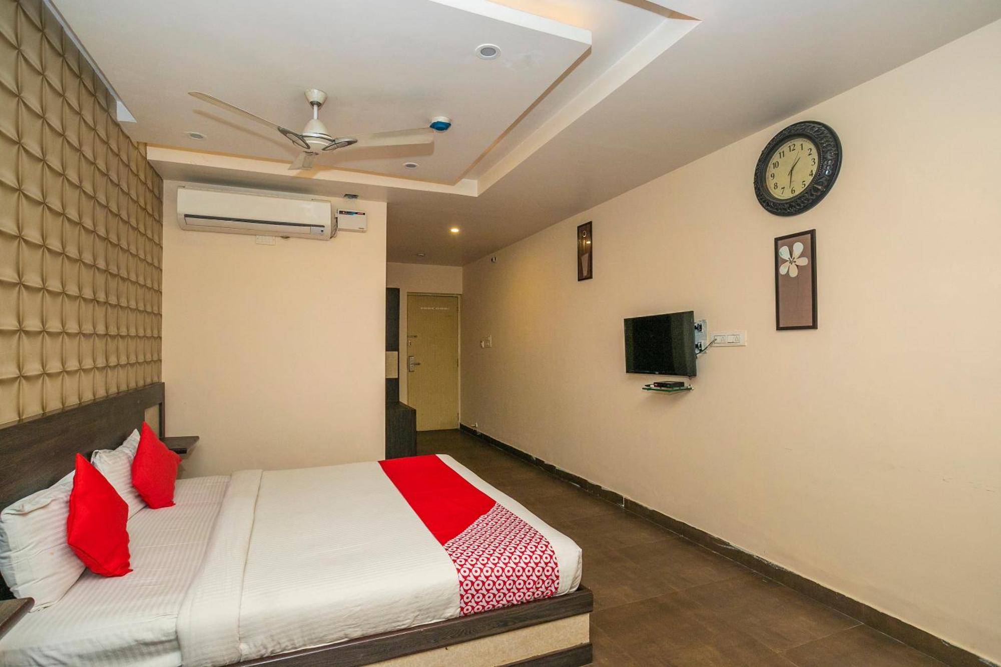 Super Collection O Indian Suites Near Sitara Restaurant Bangalore Luaran gambar
