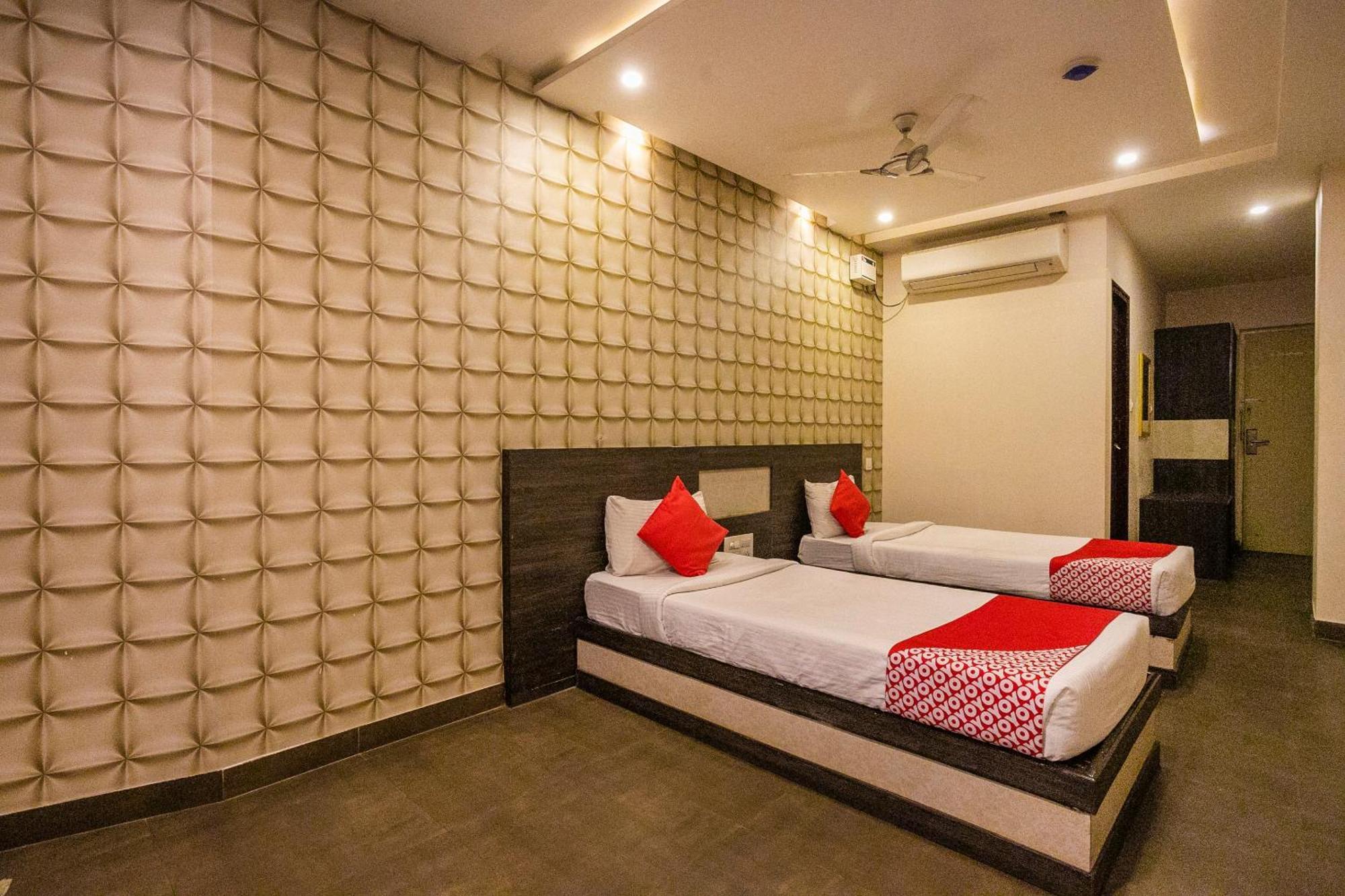 Super Collection O Indian Suites Near Sitara Restaurant Bangalore Luaran gambar