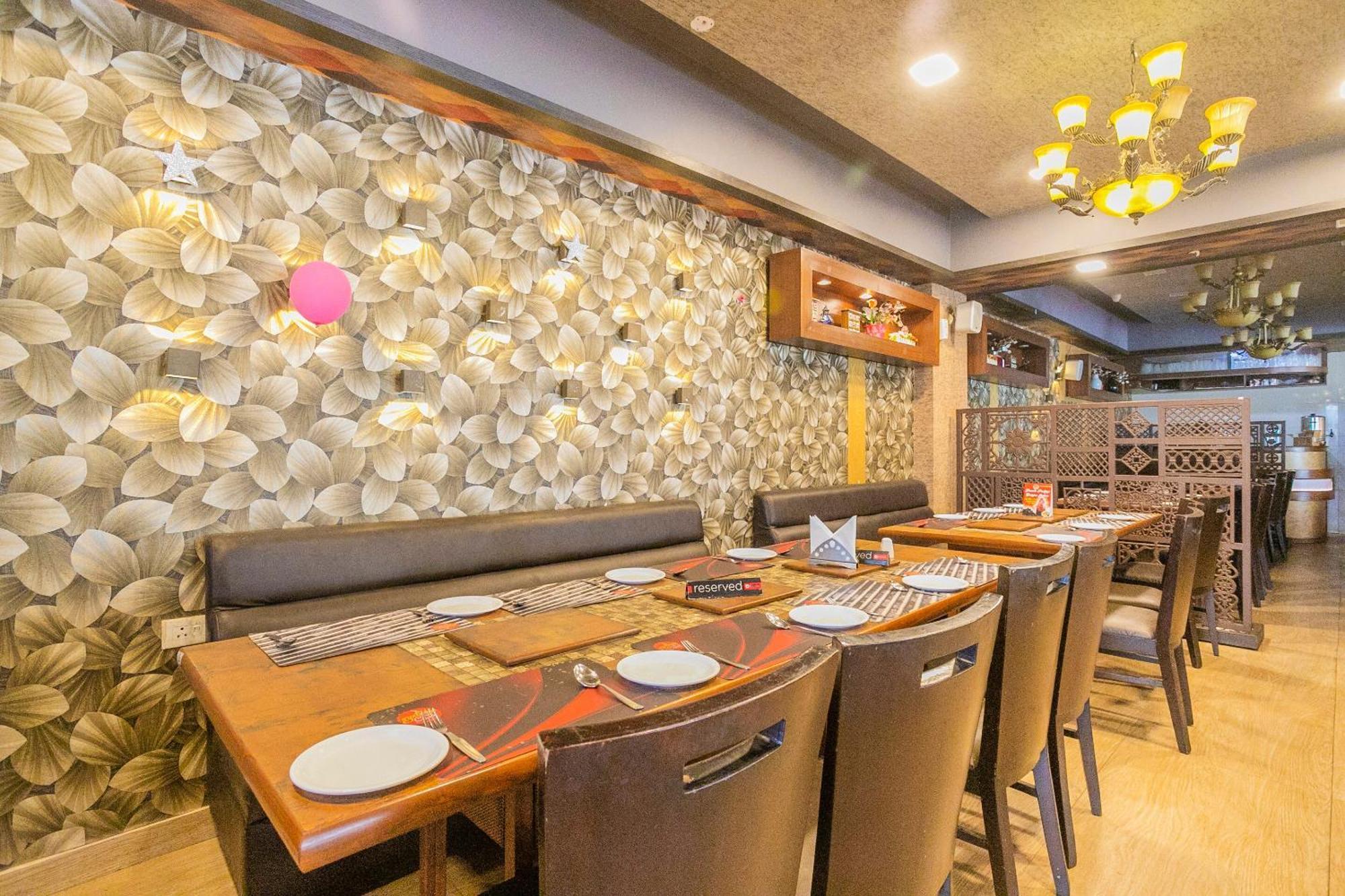 Super Collection O Indian Suites Near Sitara Restaurant Bangalore Luaran gambar