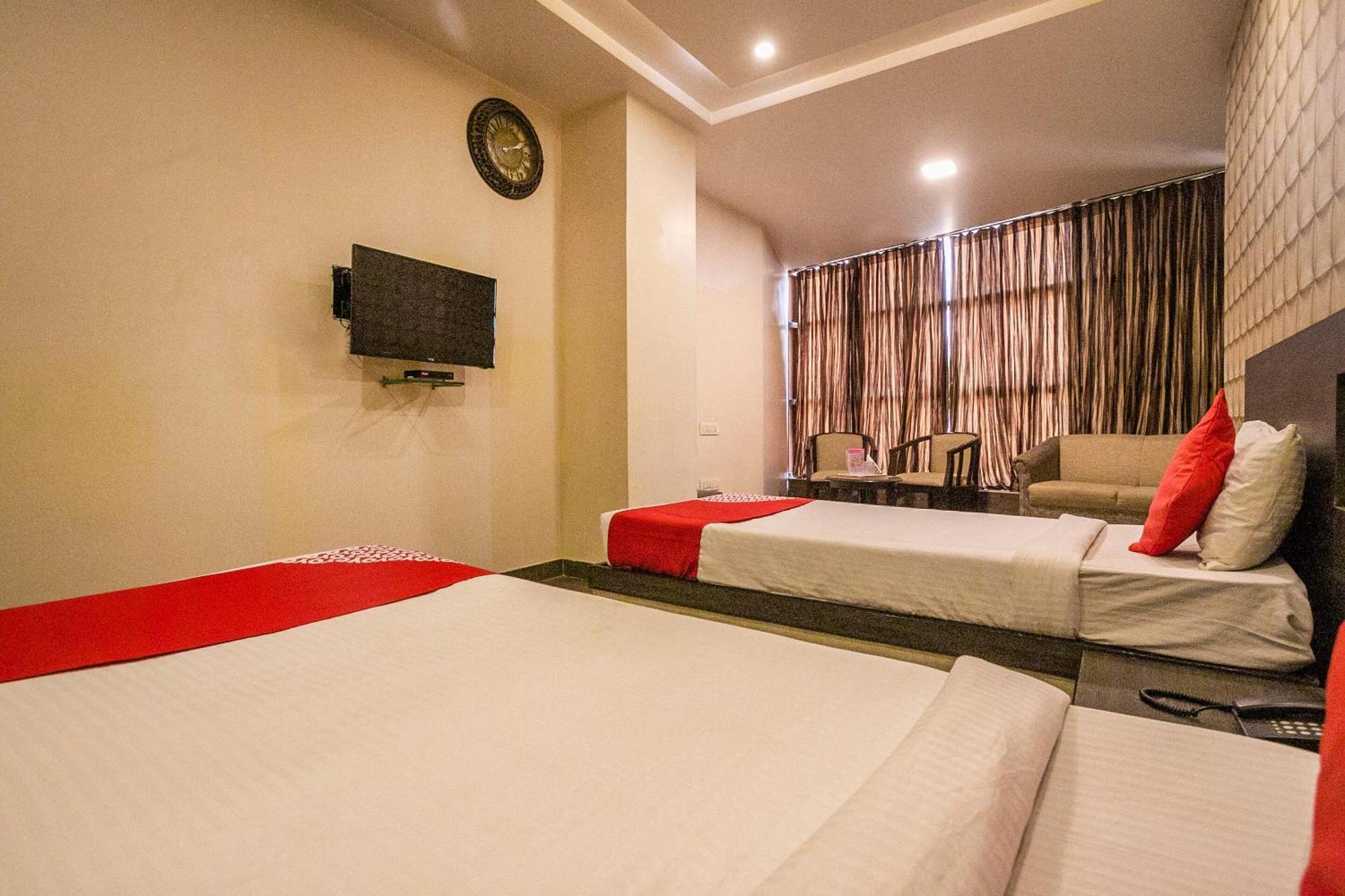Super Collection O Indian Suites Near Sitara Restaurant Bangalore Luaran gambar