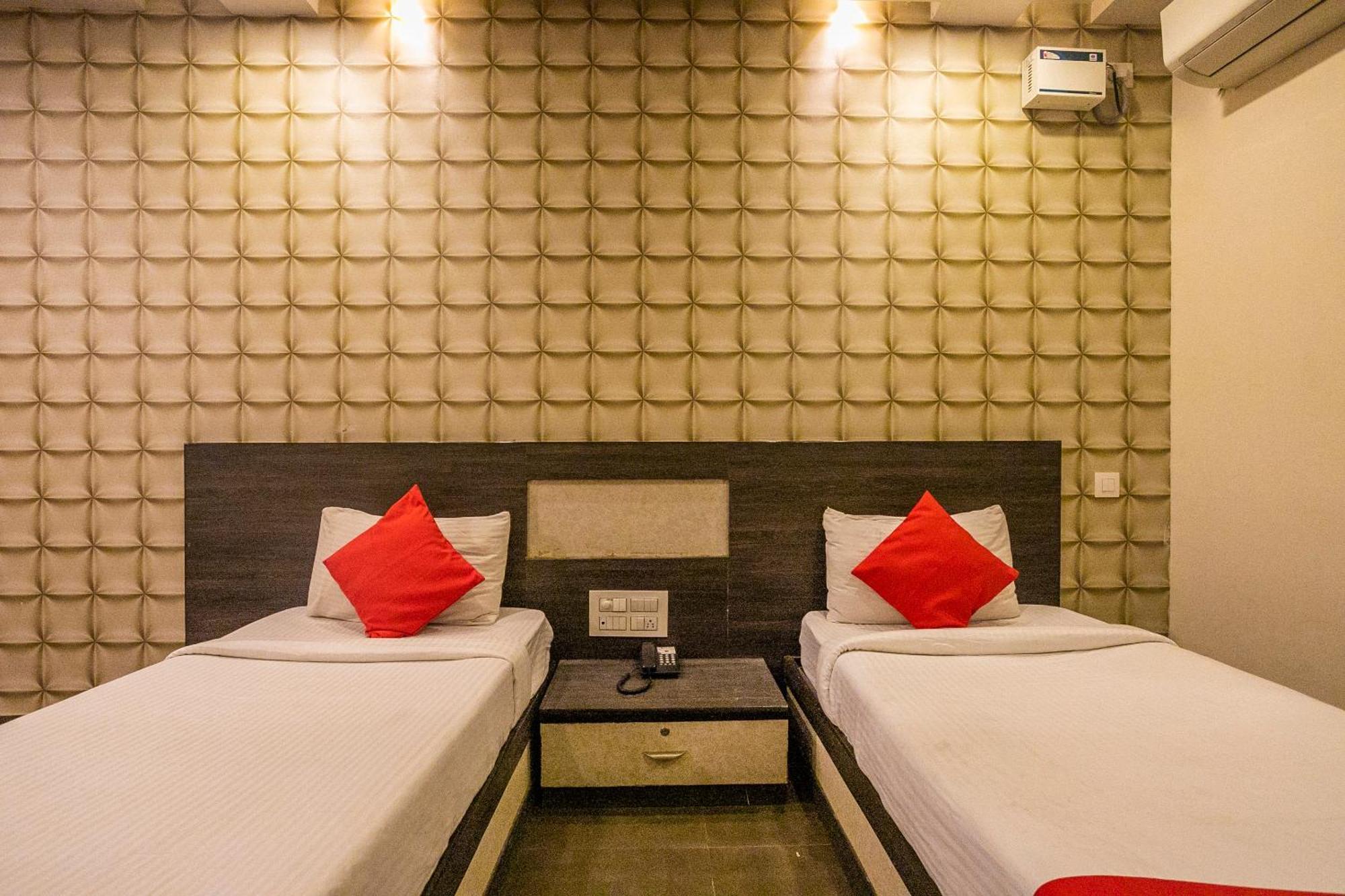 Super Collection O Indian Suites Near Sitara Restaurant Bangalore Luaran gambar