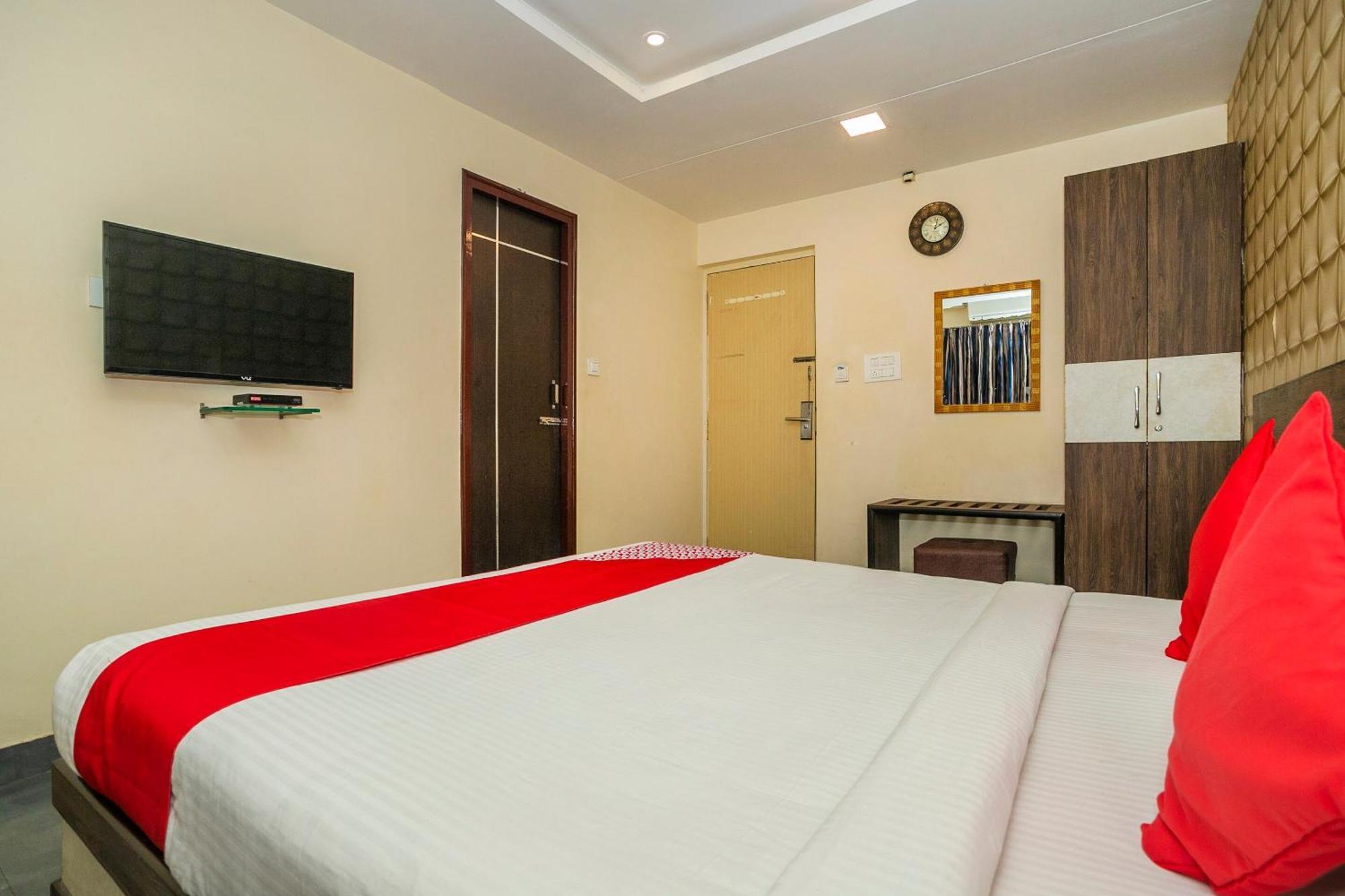 Super Collection O Indian Suites Near Sitara Restaurant Bangalore Luaran gambar